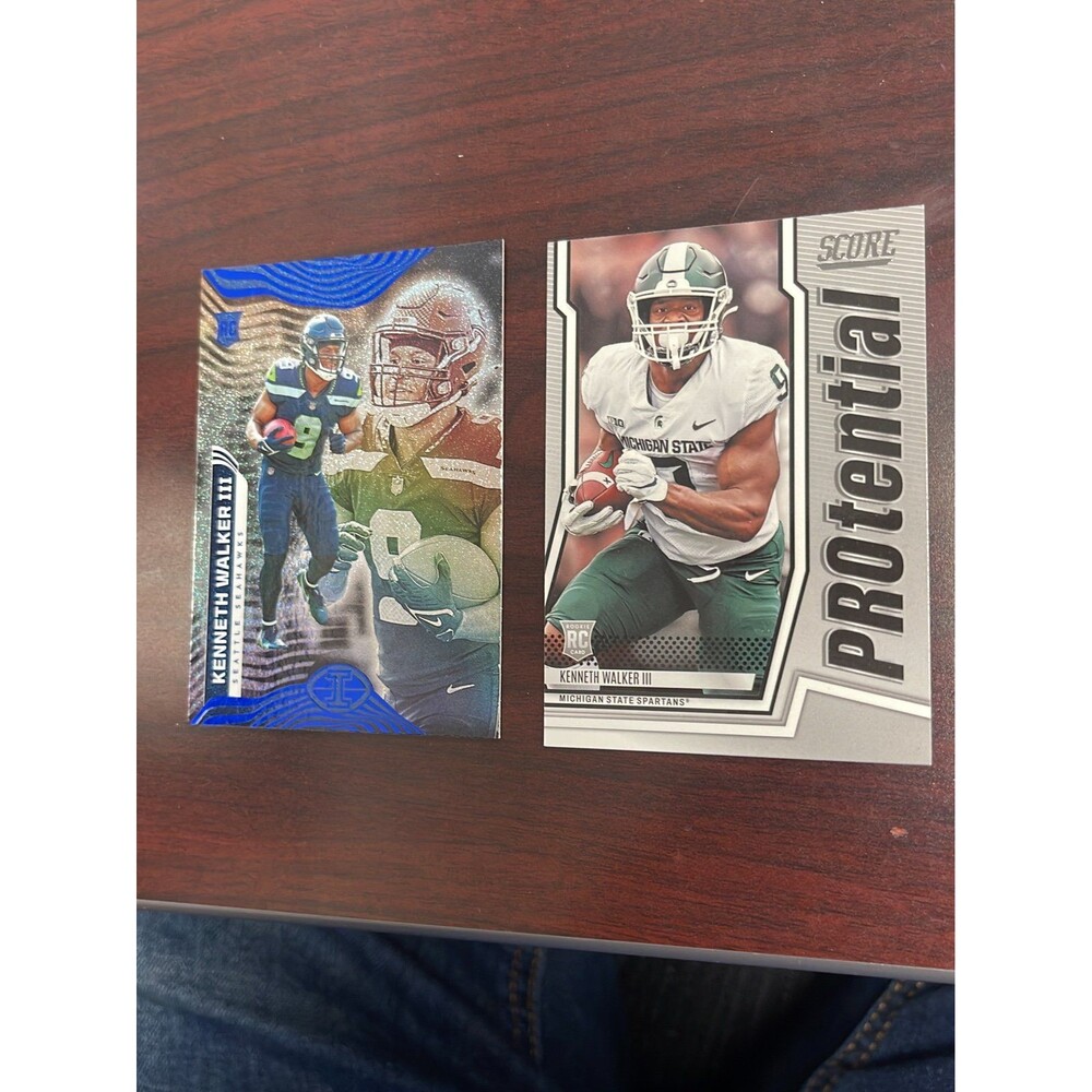 Kenneth Walker III 2 rookie card lot